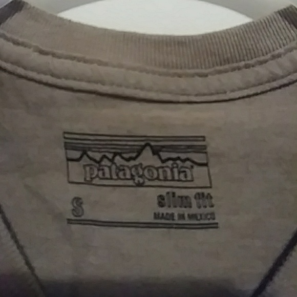 PATAGONIA Tee Shirt - Picture 2 of 4
